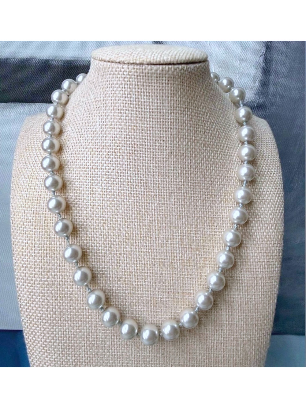 Icing Silver Gray Glass Pearl Knotted Necklace 16" +Extender